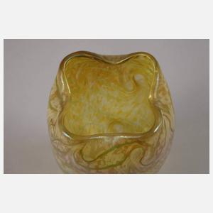 Jugendstilvase mit grünem Fadendekor