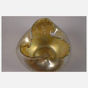 Loetz Wwe. Vase mit gekniffenem Rand