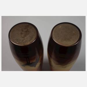 Vasenpaar mit ägyptischen Motiven