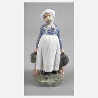 Kopenhagen Bauernmädchen beim Essentragen111