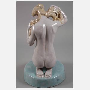 Karl Kiefer, kniender weiblicher Akt