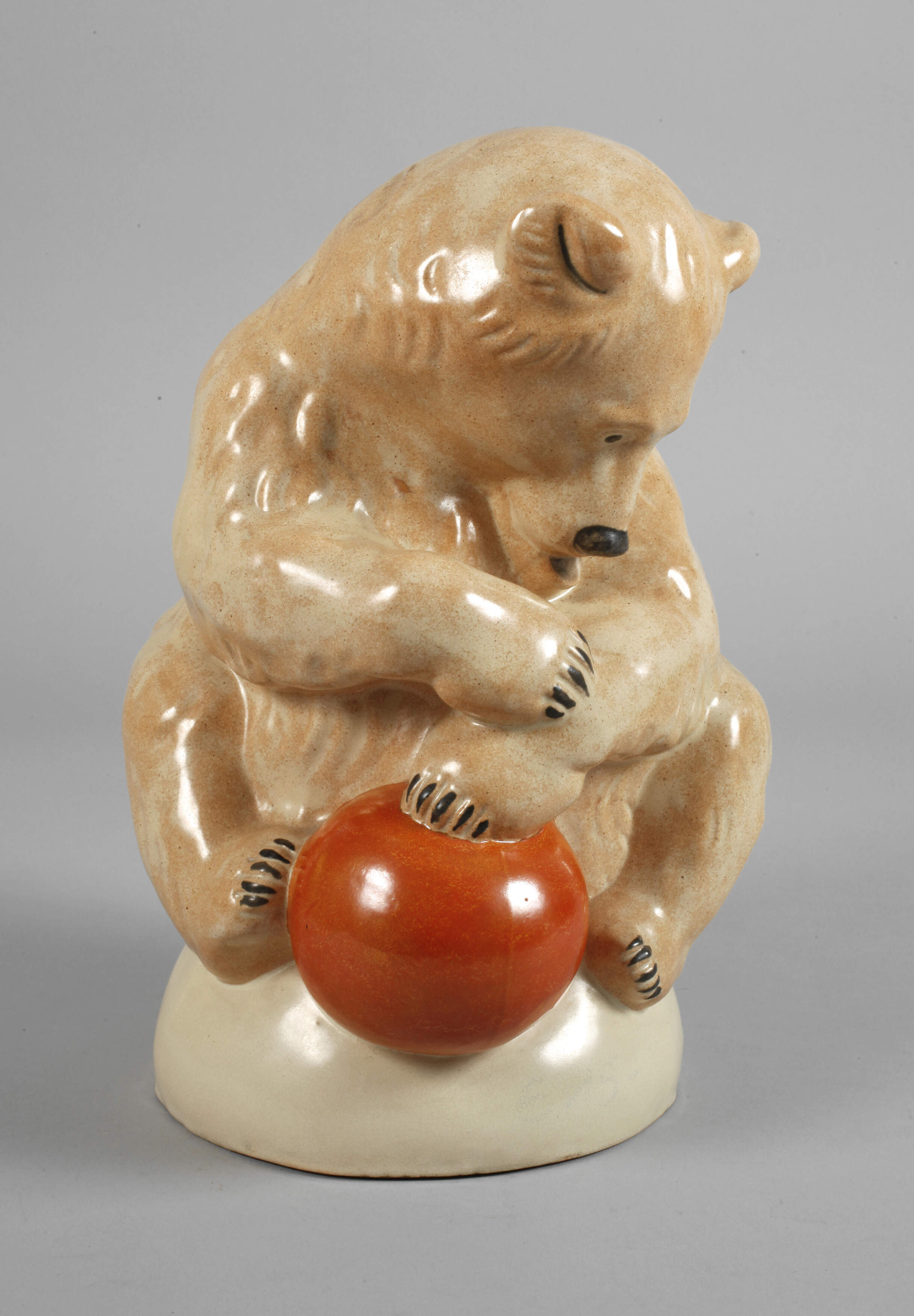 Franz Barwig, Bär mit Ball