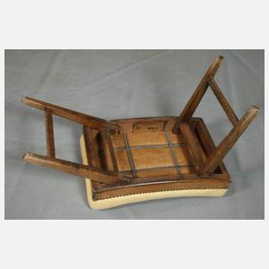 Ohrenbackensessel mit Ottomane