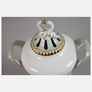 Fürstenberg Potpourrivase mit Muschelrelief