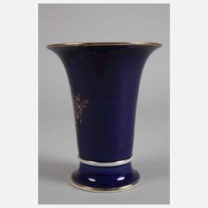 Meissen Trichtervase Ansicht Fachwerkhaus