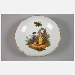 Meissen Tasse mit Untertasse Figurenmalerei