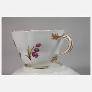 Meissen Tasse mit Untertasse Figurenmalerei
