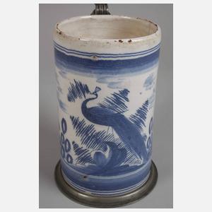 Wuchtiger Fayencewalzenkrug