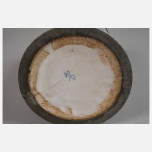 Wuchtiger Fayencewalzenkrug