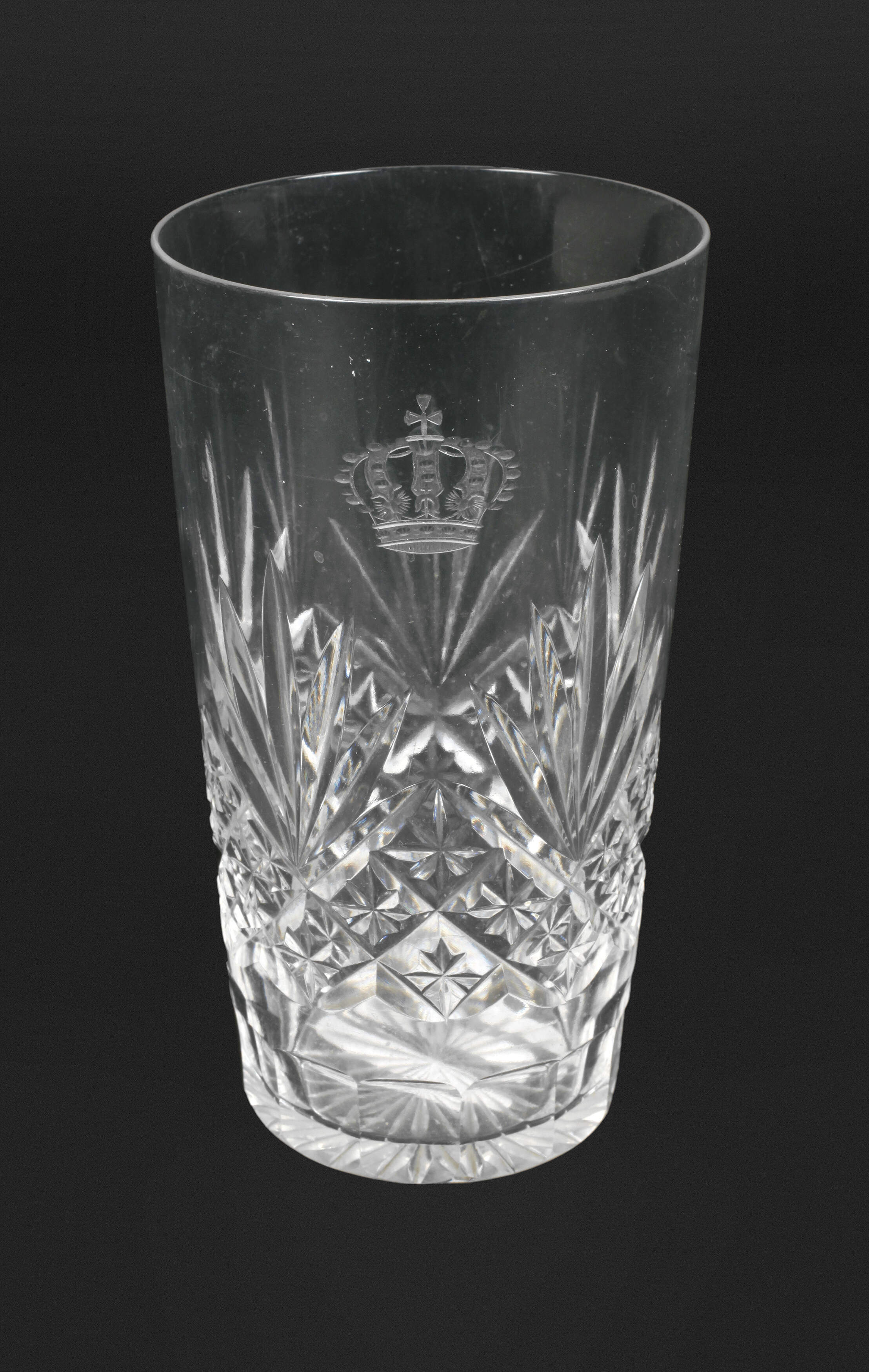 Glas aus dem serbischen Königshaus Peter I.