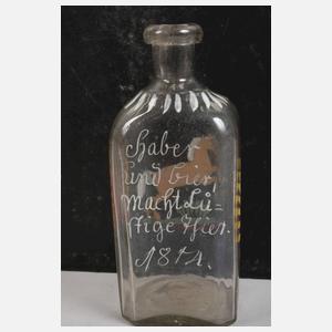 Alpenländische Schnapsflasche