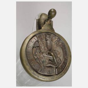 Scherzkrug mit Bieruhr