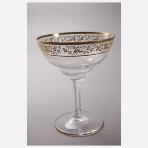 Acht Champagnerschalen