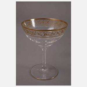 Acht Champagnerschalen