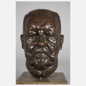 Willy Menzner, Büste Paul von Hindenburg