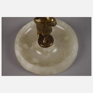 Kleiner tanzender Faun auf Marmorschale