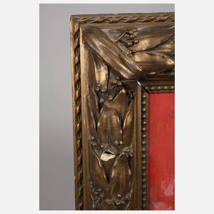 Fabelwesen mit Vogel