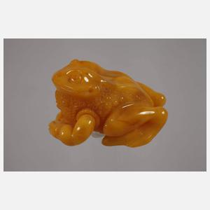 Figürliche Bernsteinschnitzerei