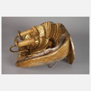 Geschnitzter Wandleuchter