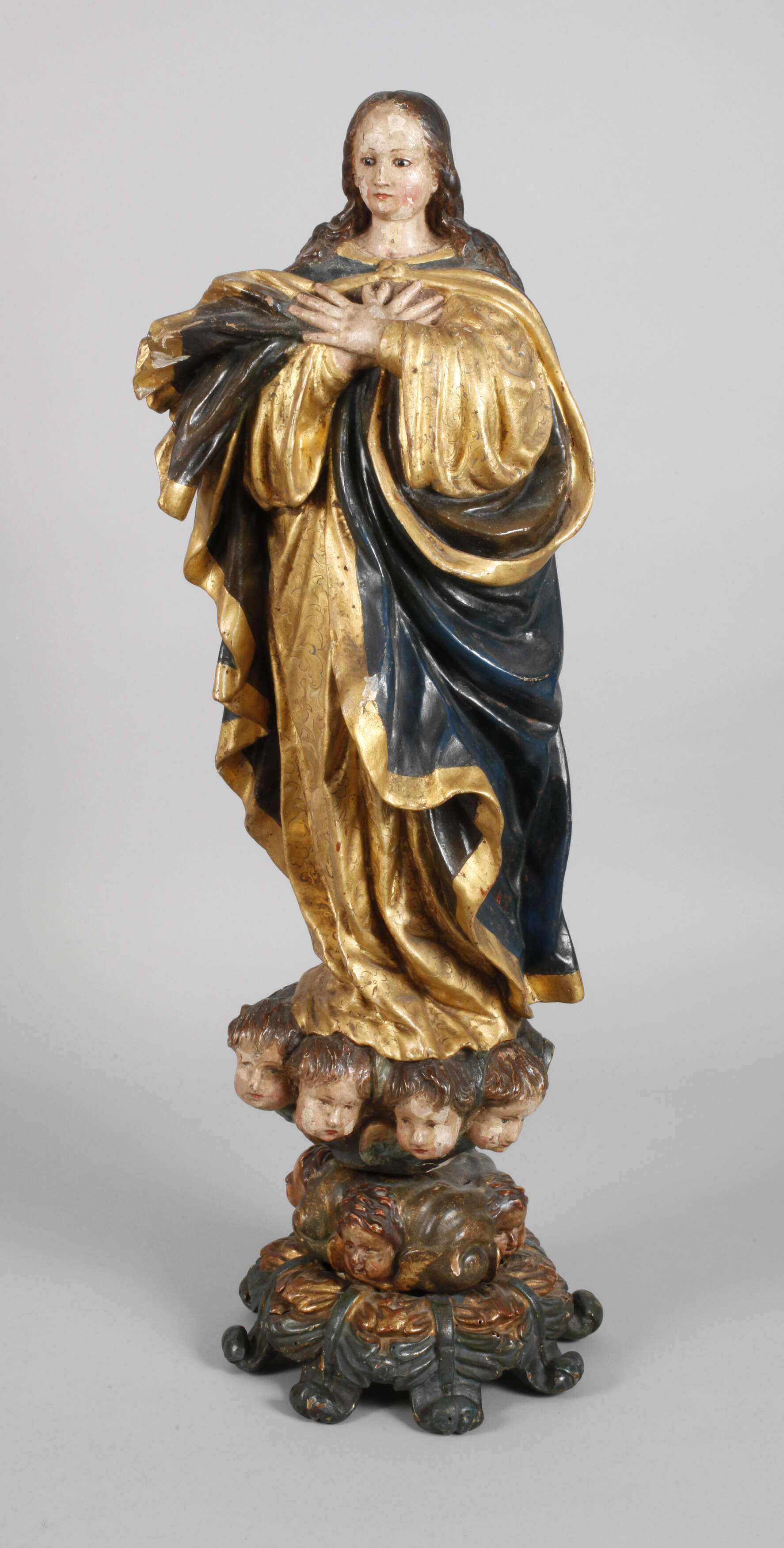 Geschnitzte Marienplastik