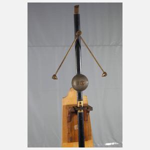 Uhrenpendel mit Stativ