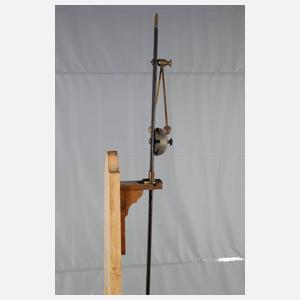 Uhrenpendel mit Stativ