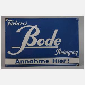 Fünf Emailleschilder