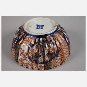 Drei Teile Porzellan