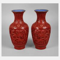 Paar Vasen Lackschnitzerei111