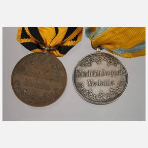 Zwei Friedrich-August-Medaillen