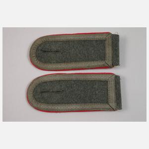 Zwei Paar Schulterklappen Wehrmacht