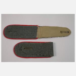 Zwei Paar Schulterklappen Wehrmacht