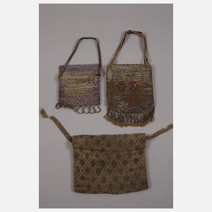 Konvolut Perlstickerei