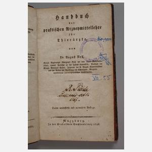 Sechs Bücher Tierheilkunde