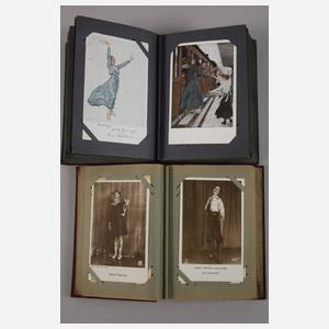 Zwei Postkartenalben Kitsch und Schauspieler