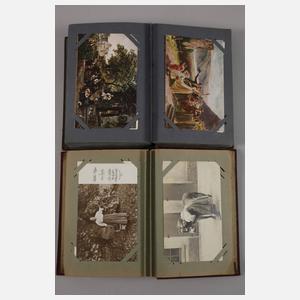 Zwei Postkartenalben Kitsch und Schauspieler
