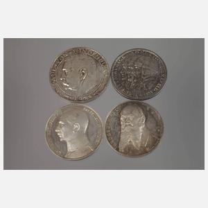 Konvolut patriotische Silbermedaillen