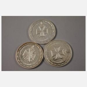 Konvolut alte Geldscheine und Silbermedaillen