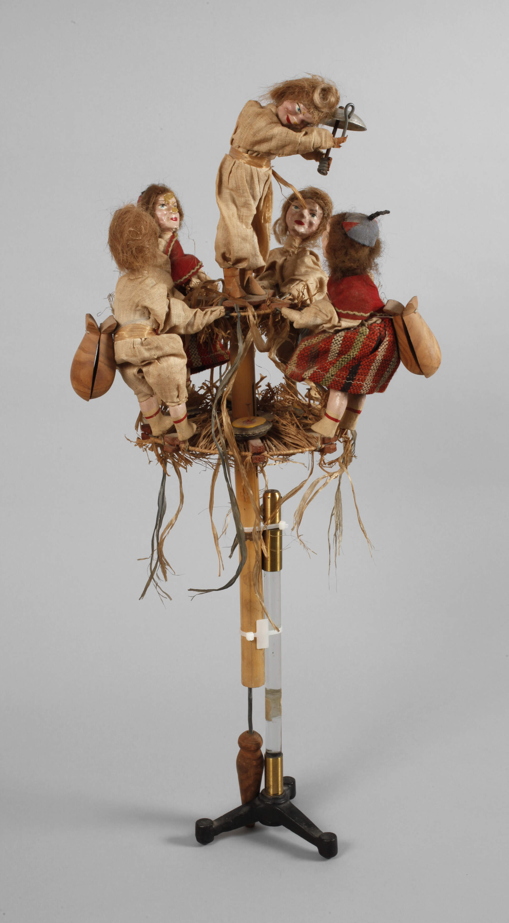Puppen-Halbautomat als Schellenstab