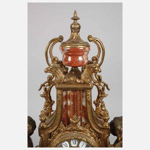 Große Kaminuhr mit Faunen