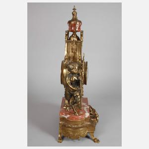 Große Kaminuhr mit Faunen