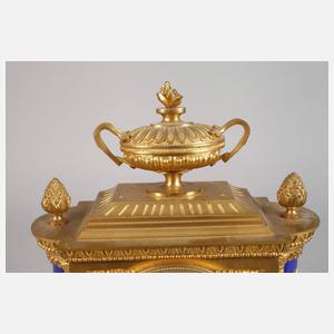 Bronze-Kaminuhr Lepine Paris