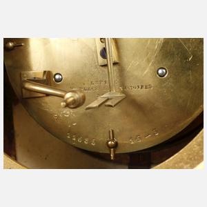 Bronze-Kaminuhr Lepine Paris