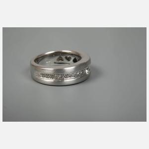 Damenring mit Brillanten