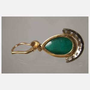 Paar Ohrhänger mit Smaragden und Diamanten