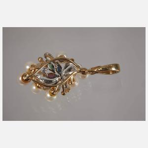 Anhänger mit Perlen und Edelsteinbesatz