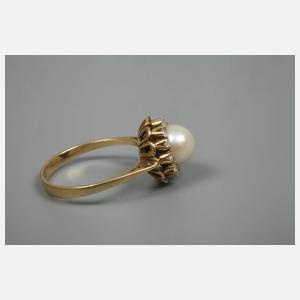 Damenring mit Perle und Diamanten