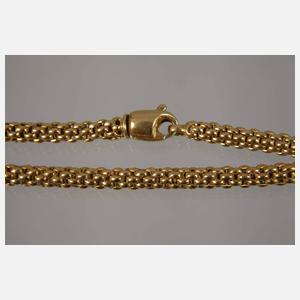 Goldene Strickkette