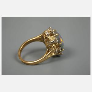 Damenring mit Edelopal und Brillanten