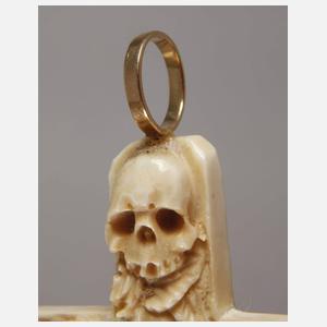 Kreuzanhänger Memento Mori